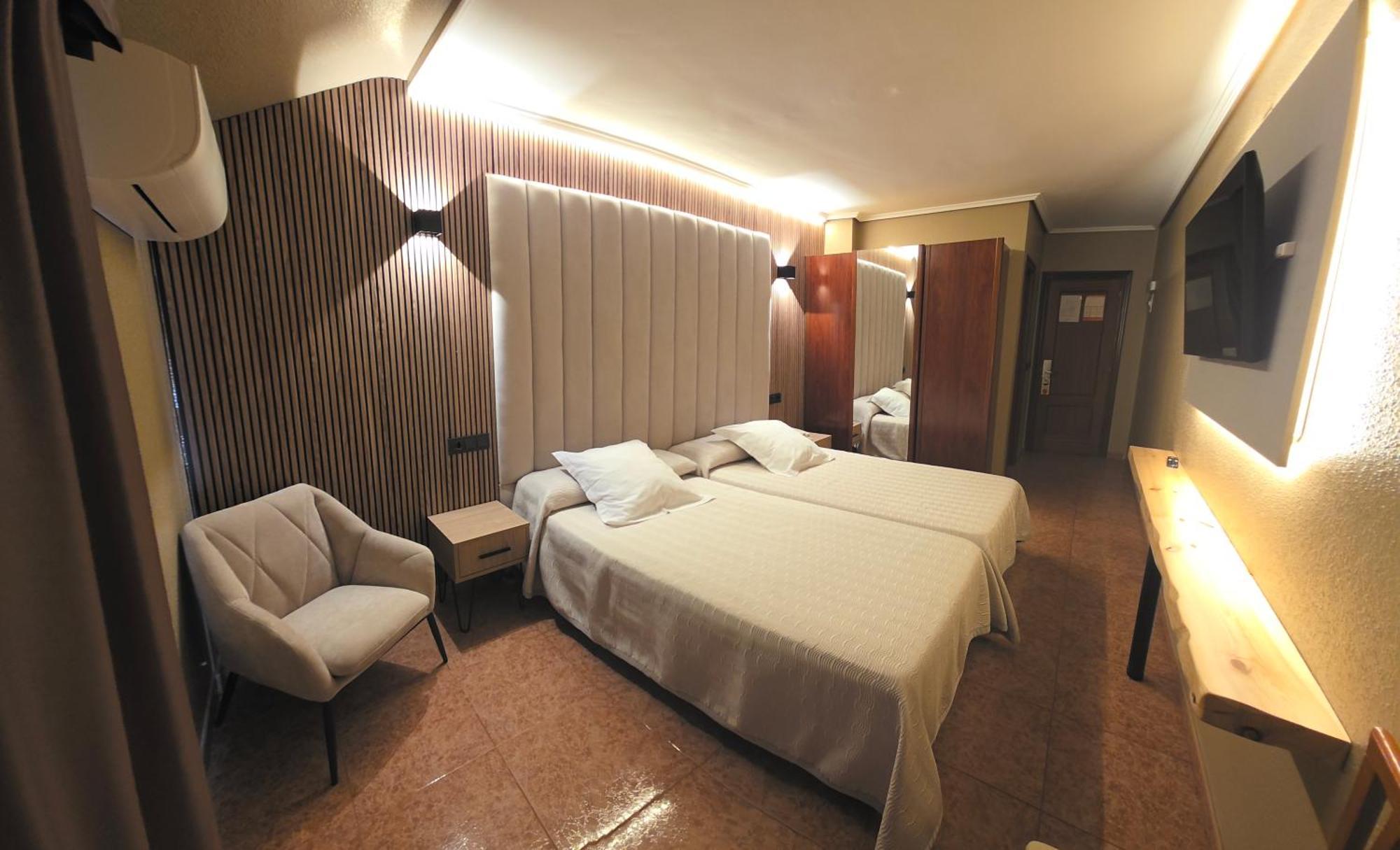Hotel Gala Noja Extérieur photo