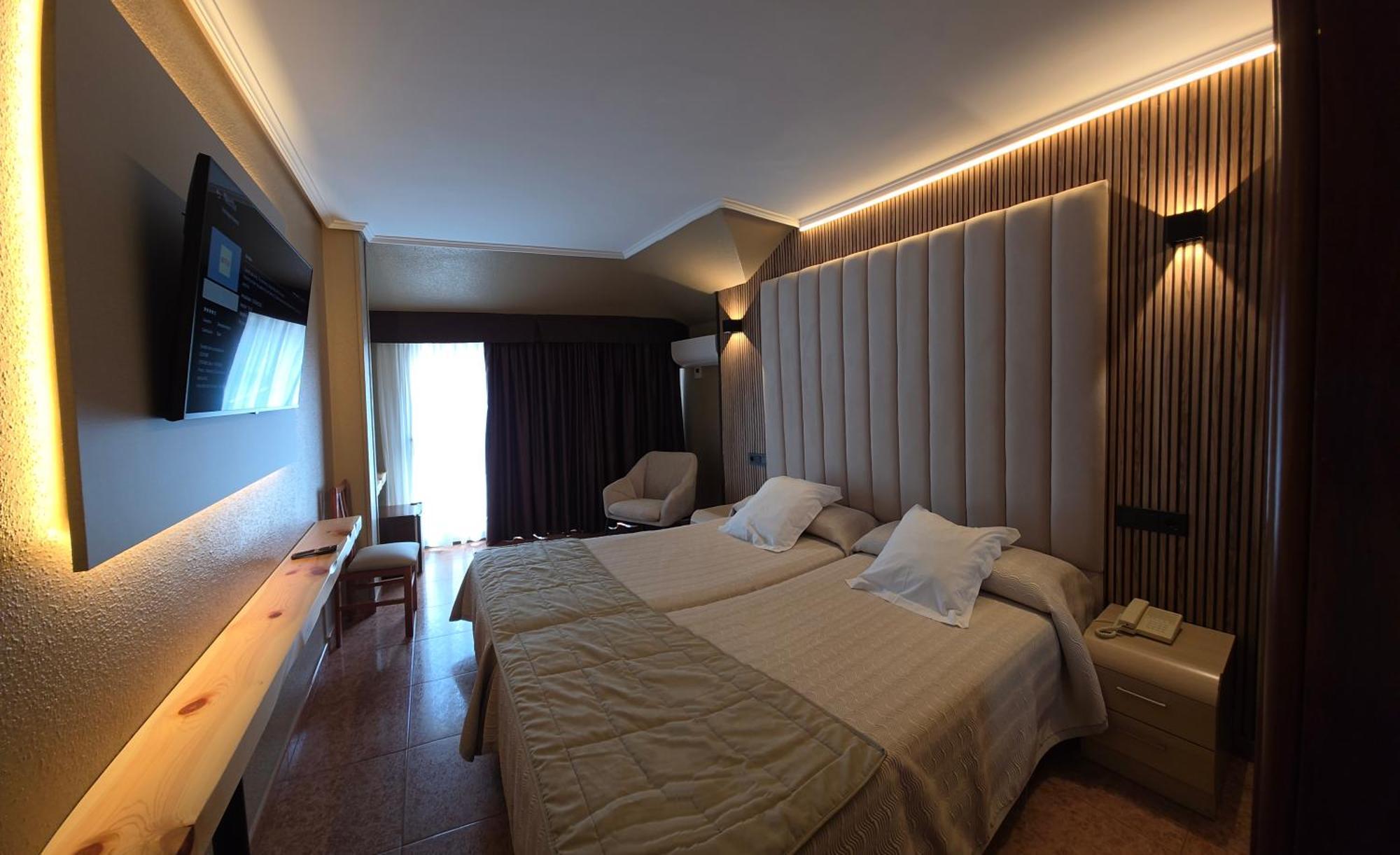 Hotel Gala Noja Extérieur photo