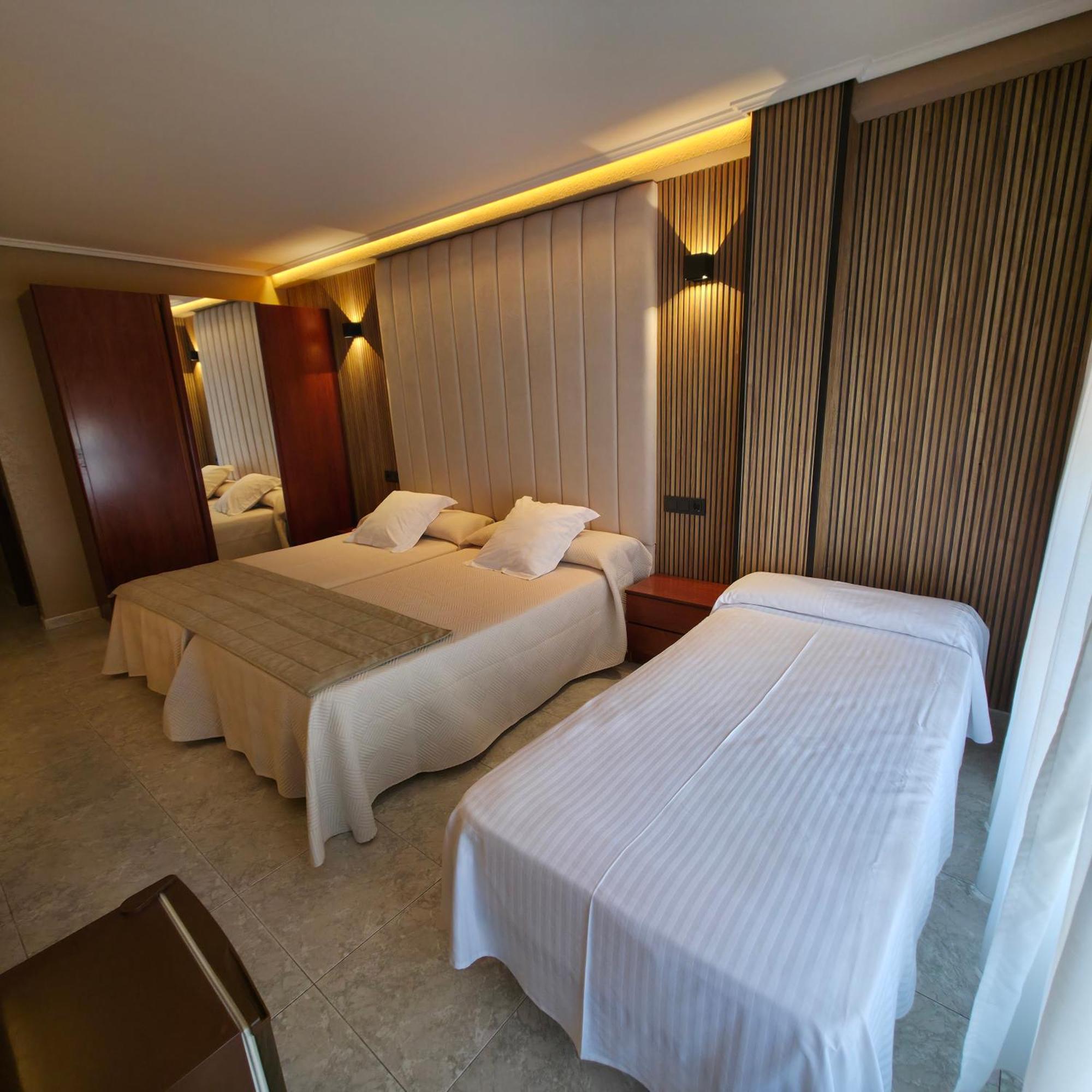 Hotel Gala Noja Extérieur photo