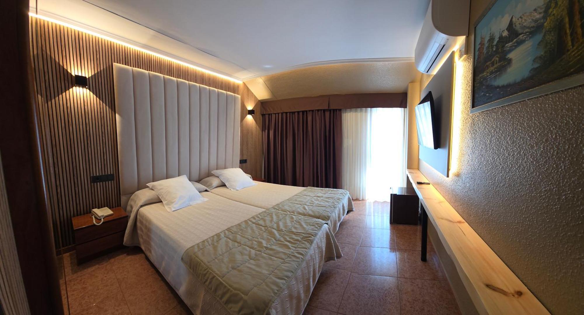 Hotel Gala Noja Extérieur photo