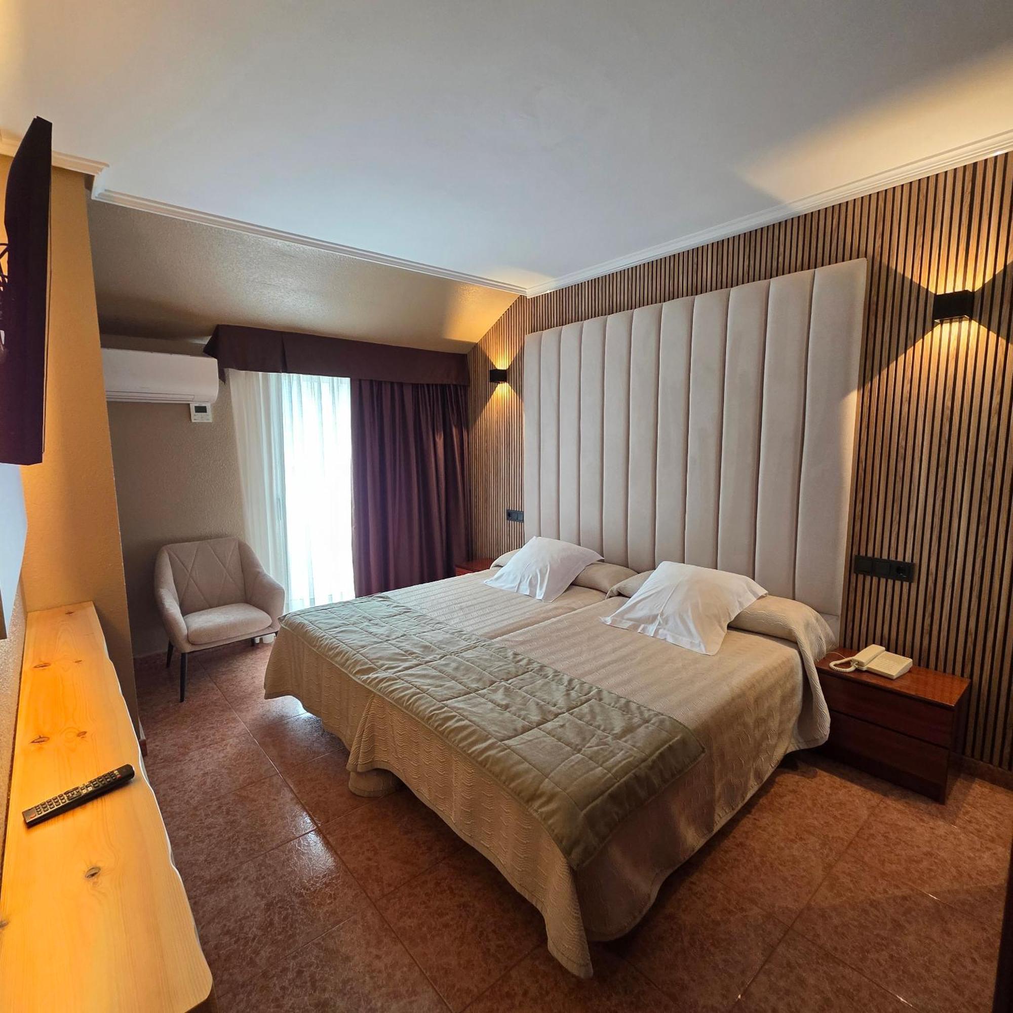 Hotel Gala Noja Extérieur photo